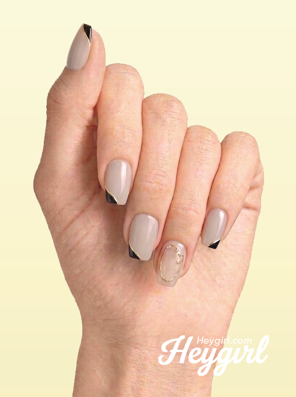 Gilded Veil | Nude Black Gold Contour
