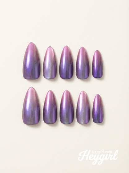 Aurora Dream | Violet Nebula Cat Eye