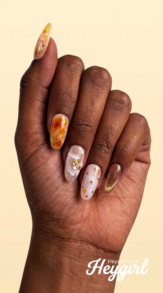Amber Bloom | 3D Floral Golden Glow